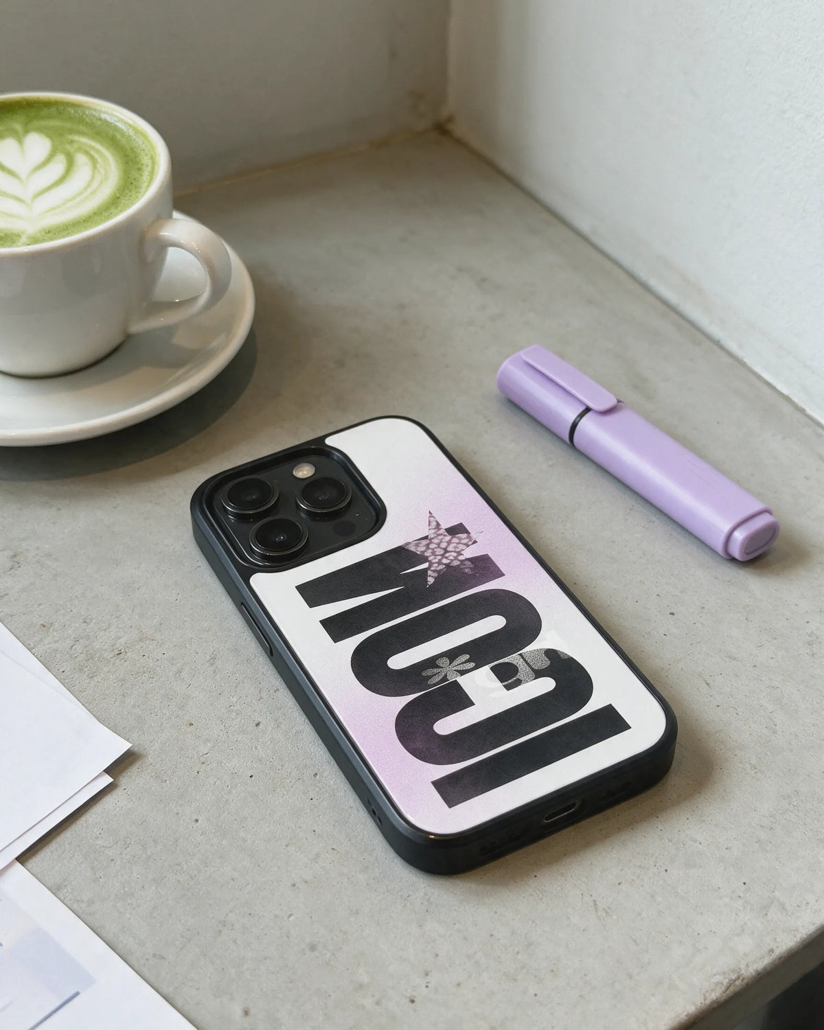 icon-glass-case-v4