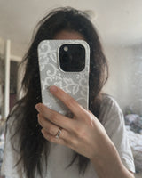 chantilly-slim-snap-case-v4