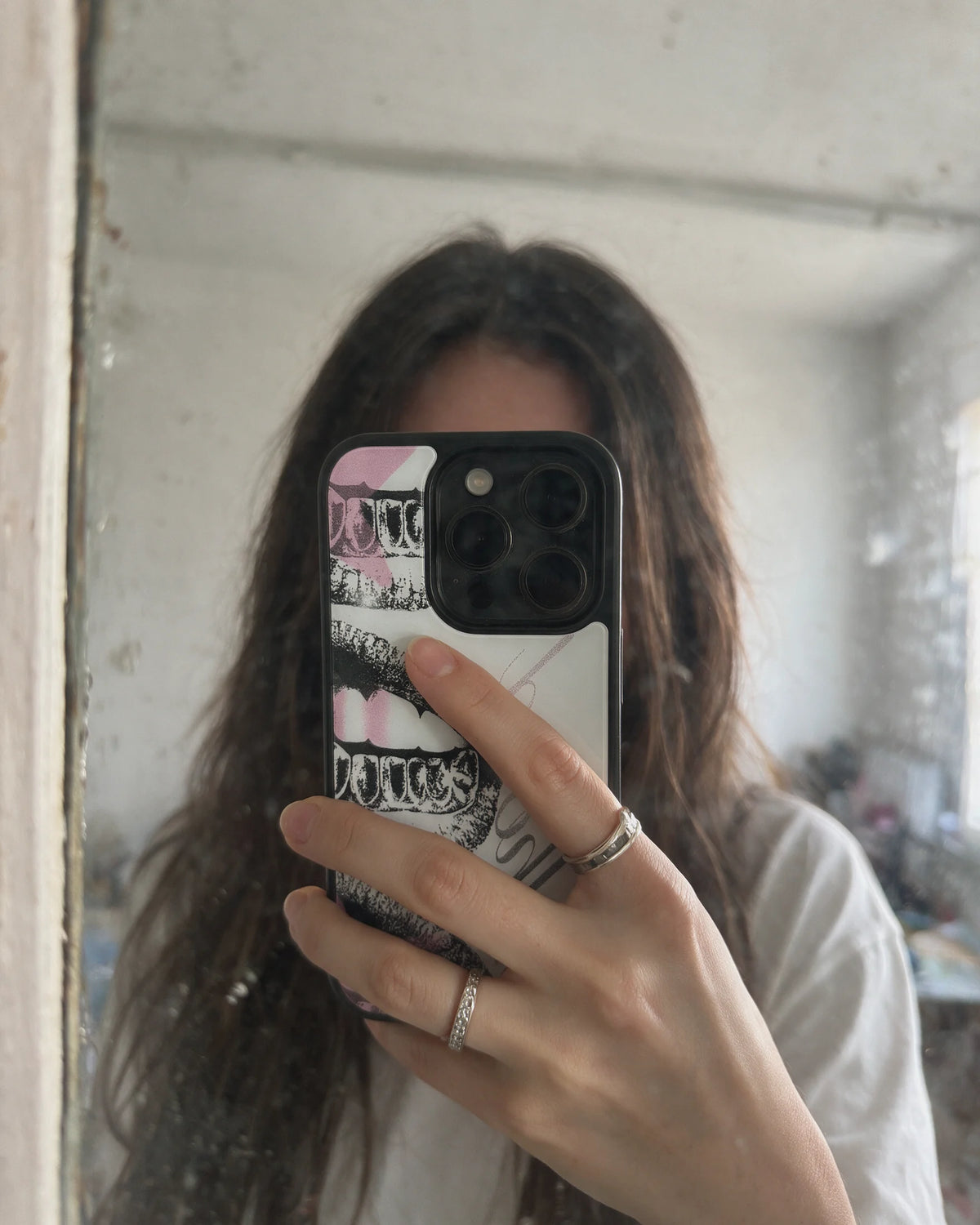fangs-glass-case-v4